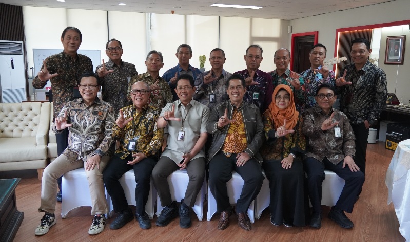 forum Akselerasi Lelang KPKNL Tahun 2026 dihadiri oleh Kepala Kanwil DJKN Jawa Timur Arik Hariyono, Wakil Direktur Utama Bank Jatim R. Arief Wicaksono, jajaran direksi, hingga para Pimpinan KPKNL dari seluruh kabupaten dan kota se-Jawa Timur di Surabaya pada Senin (21/9).