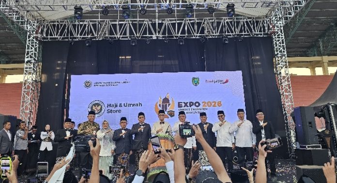 bjtm3 Bank Jatim Dorong UMKM Tembus Ekosistem Haji dan Umrah di Stadion Wilis Madiun