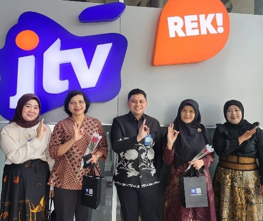 Semarak Hari Pelanggan Nasional 2026, BRI BO Surabaya Jemursari Perkuat Sinergi dengan JTV