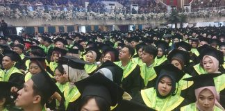 UNESA Gelar Wisuda ke-122: Cetak Lulusan Berintegritas dan Berdaya Saing UNESA Gelar Wisuda ke-122: Cetak Lulusan Berintegritas dan Berdaya Saing